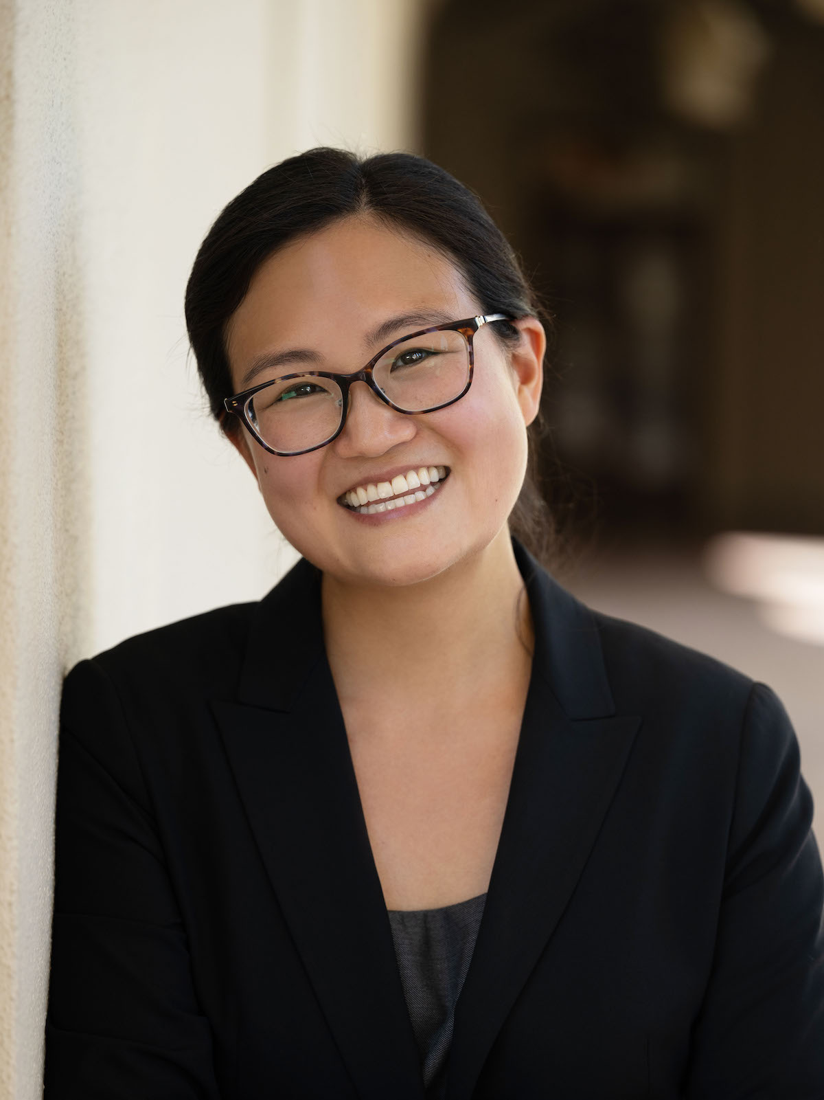 Headshot of Joanna Huey